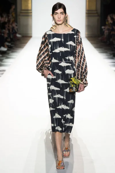 Look 31